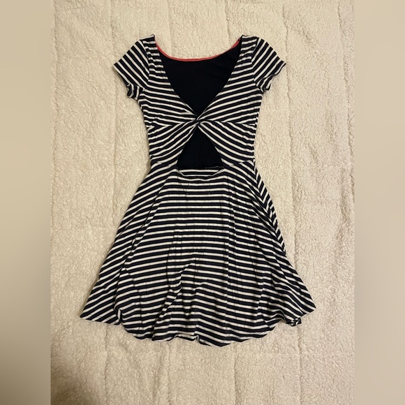 Abercrombie & Fitch navy striped open back dress - Picture 3 of 7